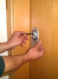 cerrajeros bellreguard 24 horas Cerrajeros Playa Bellreguard 24 horas 633890185